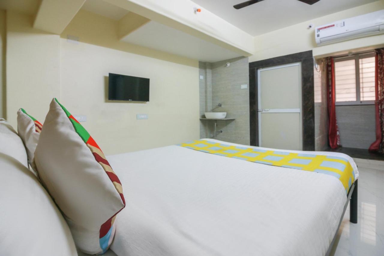 Flagship Cozy Stay Kharghar Koparpada Exterior photo